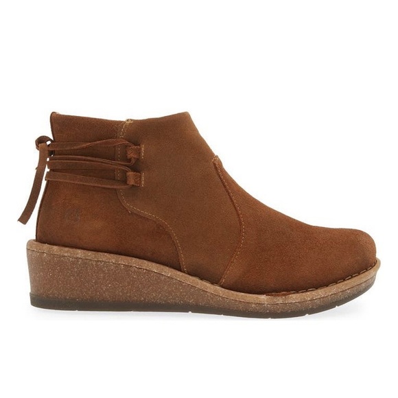 BORN | Viana Leather Wedge Bootie in Distressed Brown | Sz 7 - Picture 1 of 13